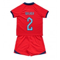 England Kyle Walker #2 Udebanesæt Børn VM 2022 Kortærmet (+ Korte bukser)